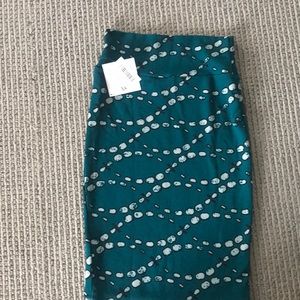 LuLaRoe Cassie size XS